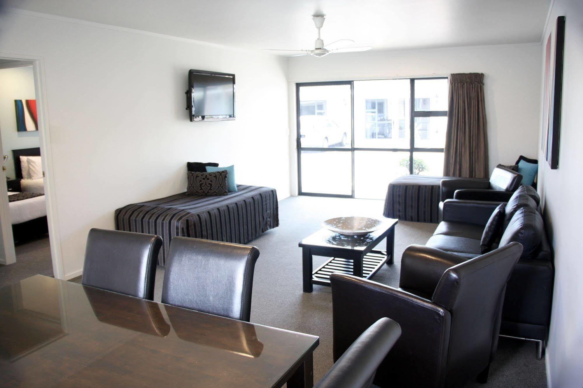 Camelot On Ulster Motel Hamilton Eksteriør billede